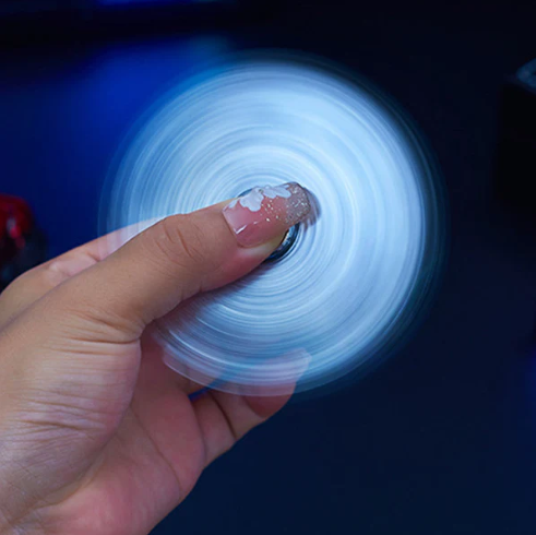 Brichetă spinner rezistentă la vânt